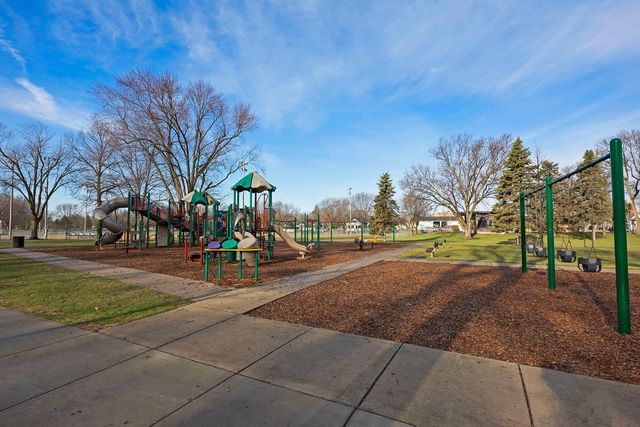 16355 320th Street, New Prague, MN 56071