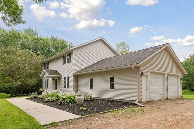 16355 320th Street, New Prague, MN 56071