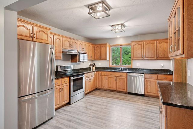 16355 320th Street, New Prague, MN 56071