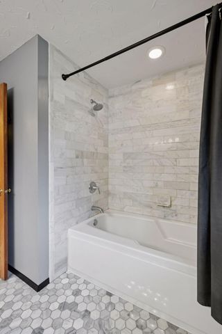 16355 320th Street, New Prague, MN 56071