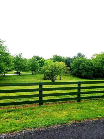 414 DEVILS BACKBONE OLOOK, Stephenson, VA 22656