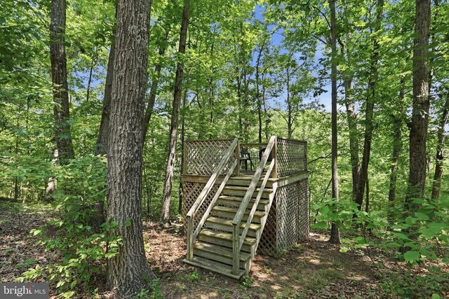 414 DEVILS BACKBONE OLOOK, Stephenson, VA 22656