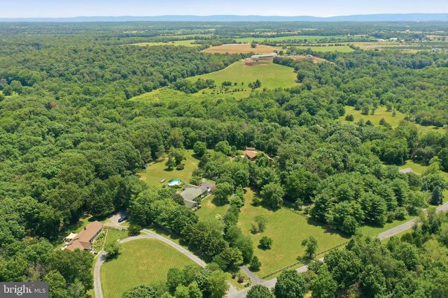 414 DEVILS BACKBONE OLOOK, Stephenson, VA 22656