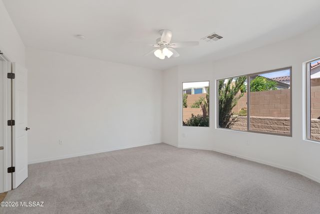 468 W Calle Media Luz, Sahuarita, AZ 85629