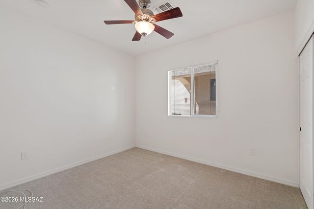 468 W Calle Media Luz, Sahuarita, AZ 85629