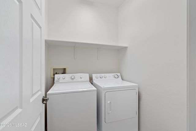 468 W Calle Media Luz, Sahuarita, AZ 85629