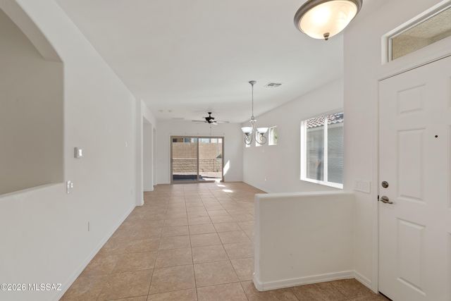 468 W Calle Media Luz, Sahuarita, AZ 85629