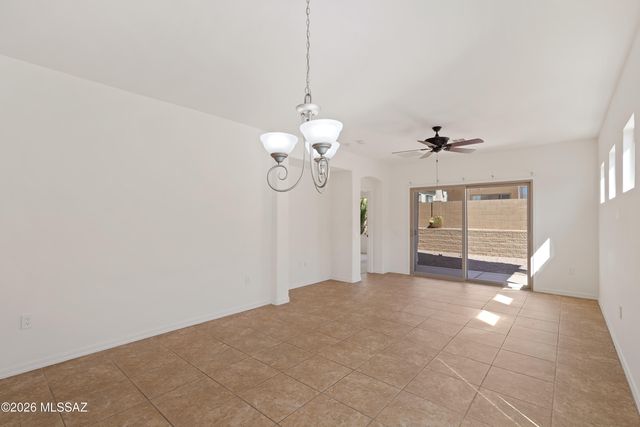468 W Calle Media Luz, Sahuarita, AZ 85629