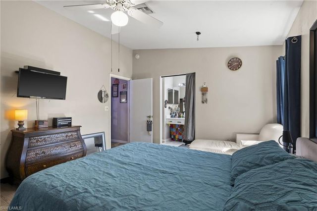 5521 Longleaf DR, North Fort Myers, FL 33917