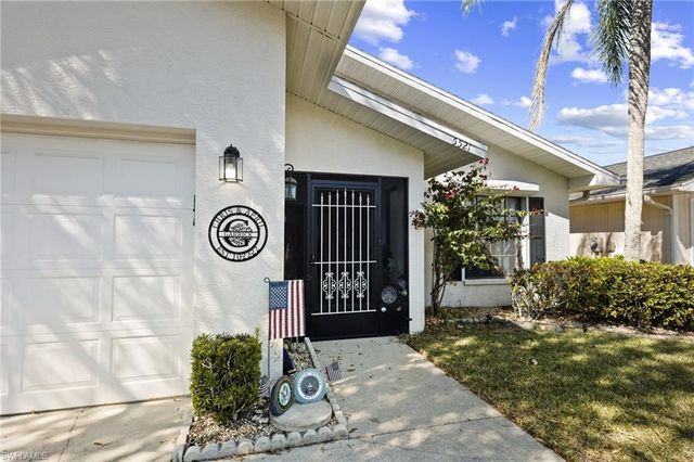 5521 Longleaf DR, North Fort Myers, FL 33917