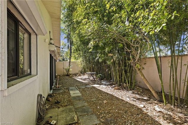 5521 Longleaf DR, North Fort Myers, FL 33917