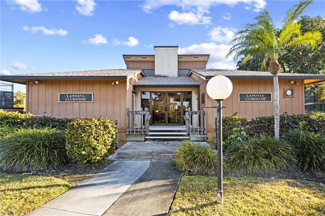 5521 Longleaf DR, North Fort Myers, FL 33917