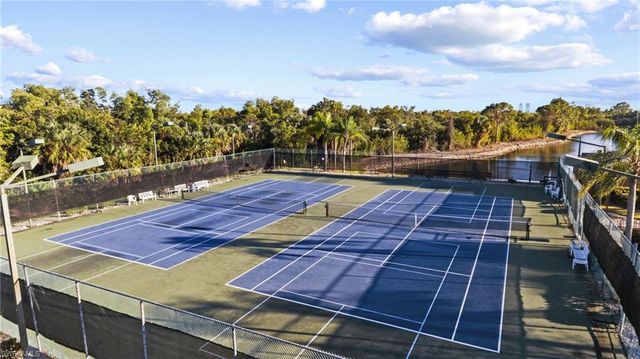 5521 Longleaf DR, North Fort Myers, FL 33917