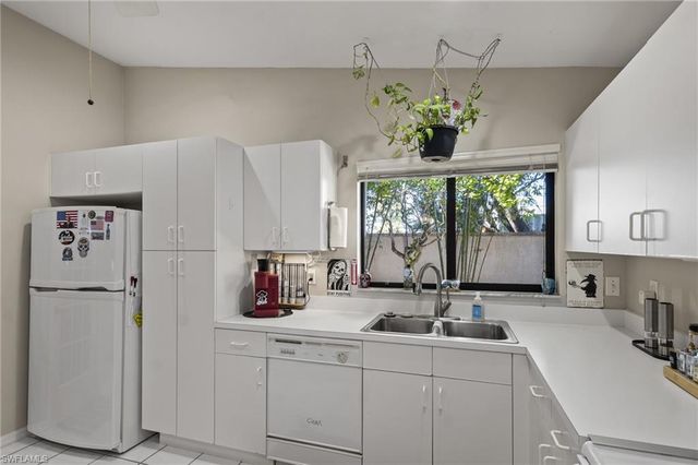 5521 Longleaf DR, North Fort Myers, FL 33917