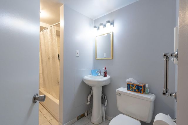 16940 Jeanette Street, Southfield, MI 48075