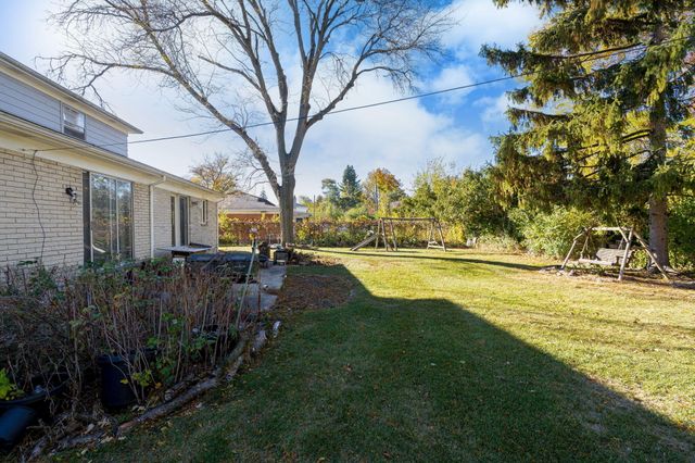 16940 Jeanette Street, Southfield, MI 48075