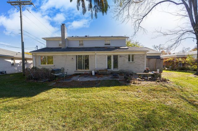 16940 Jeanette Street, Southfield, MI 48075