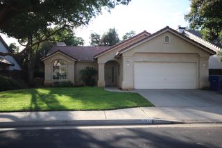 812 Hanson Avenue, Clovis, CA 93611