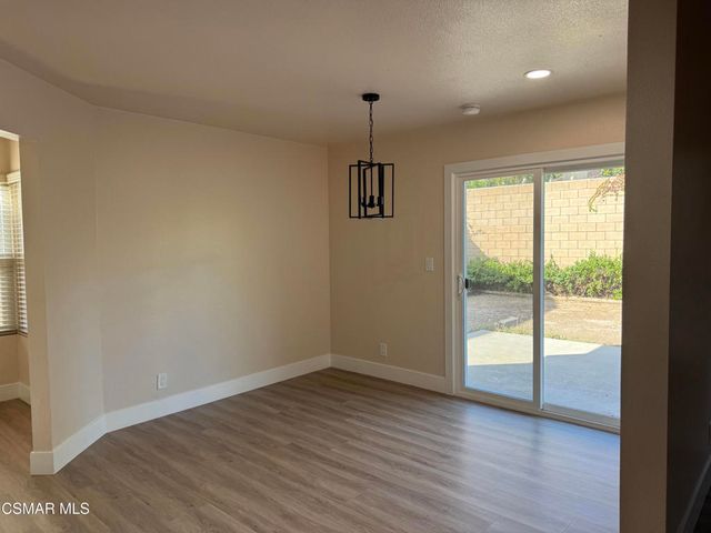 12475 Sunnyglen Drive, Moorpark, CA 93021
