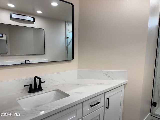 12475 Sunnyglen Drive, Moorpark, CA 93021