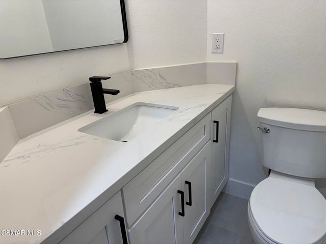 12475 Sunnyglen Drive, Moorpark, CA 93021