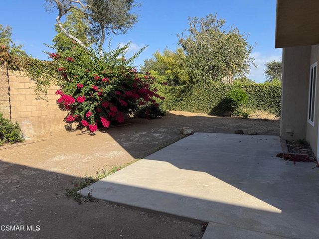 12475 Sunnyglen Drive, Moorpark, CA 93021