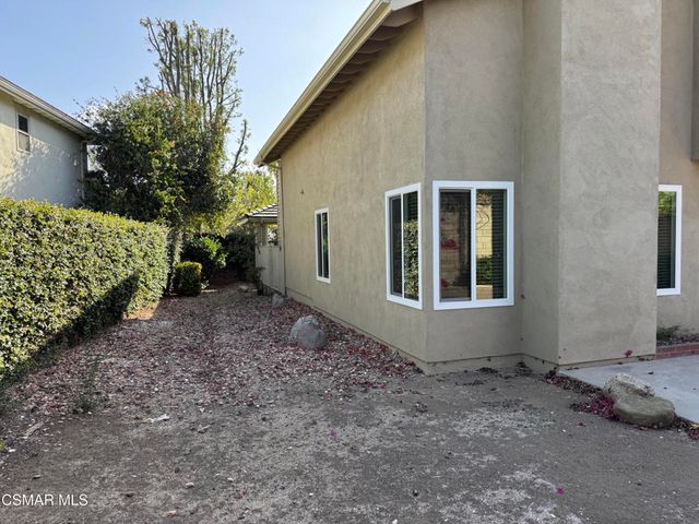 12475 Sunnyglen Drive, Moorpark, CA 93021