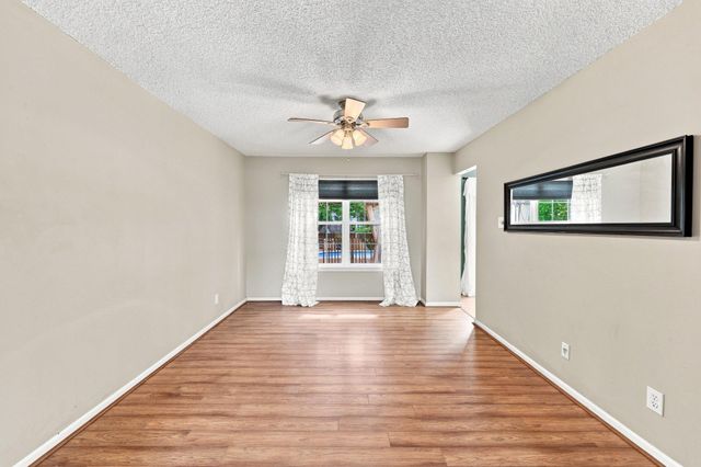 38 VANCE AVE, Sicklerville, NJ 08081