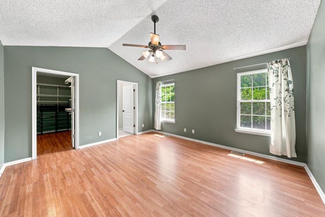 38 VANCE AVE, Sicklerville, NJ 08081