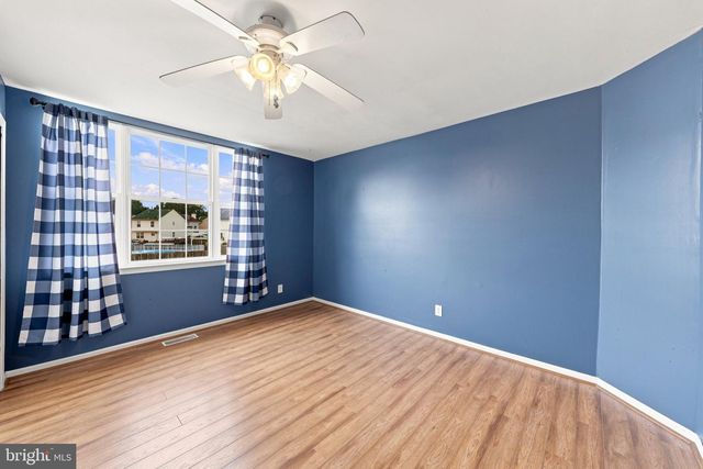 38 VANCE AVE, Sicklerville, NJ 08081