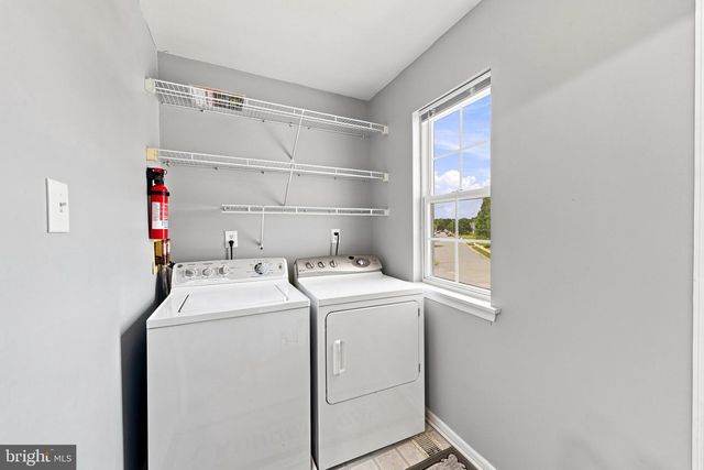 38 VANCE AVE, Sicklerville, NJ 08081