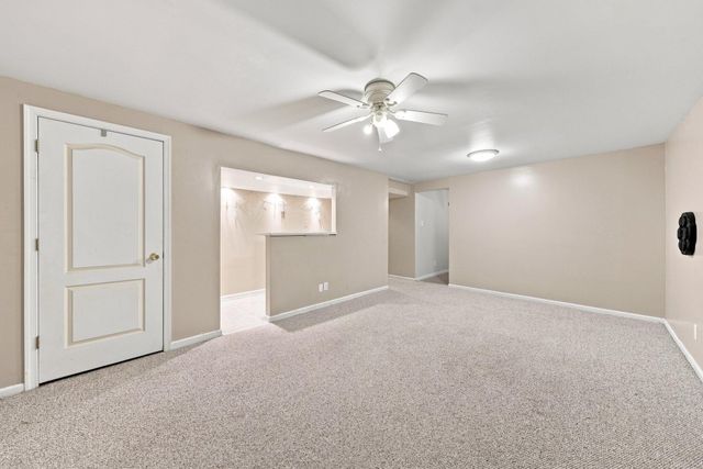 38 VANCE AVE, Sicklerville, NJ 08081