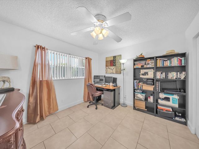 6051 NW 61st Avenue 310, Tamarac, FL 33319