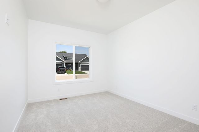 2502 NE 6th Street, Grimes, IA 50111