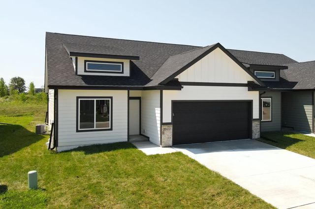 2502 NE 6th Street, Grimes, IA 50111