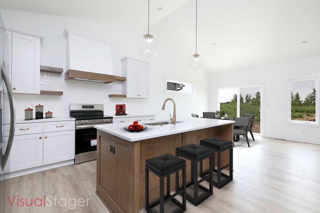 2502 NE 6th Street, Grimes, IA 50111