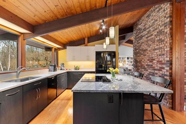 1030 Sudbury, Concord, MA 01742