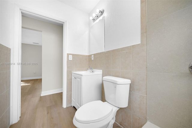 299 NW 43rd St, Miami, FL 33127