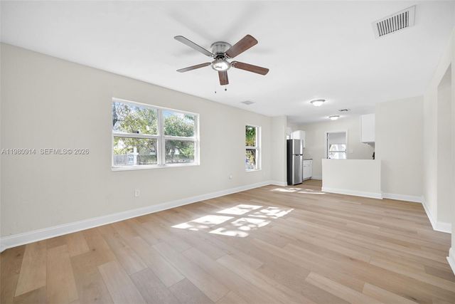 299 NW 43rd St, Miami, FL 33127