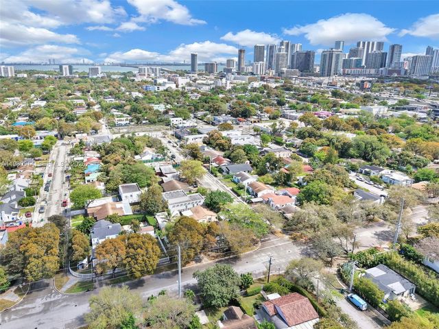 299 NW 43rd St, Miami, FL 33127