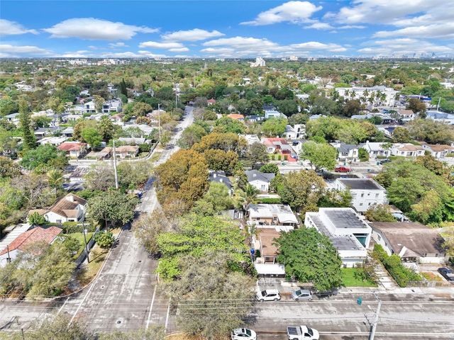 299 NW 43rd St, Miami, FL 33127