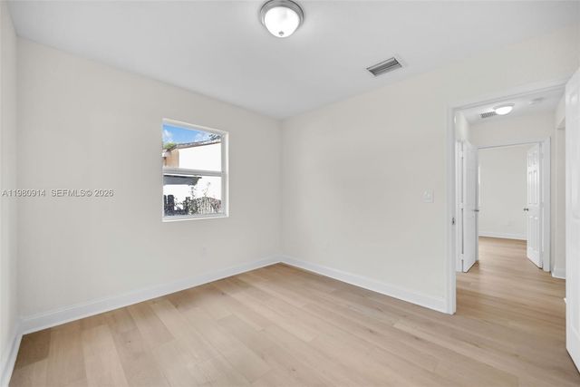 299 NW 43rd St, Miami, FL 33127