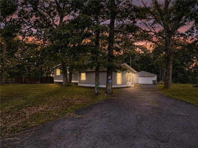229 Pocono Boulevard, Lehman Twp, PA 18324