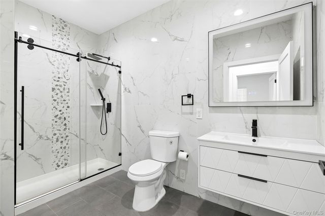 533 Greenwich Street, Hempstead, NY 11550