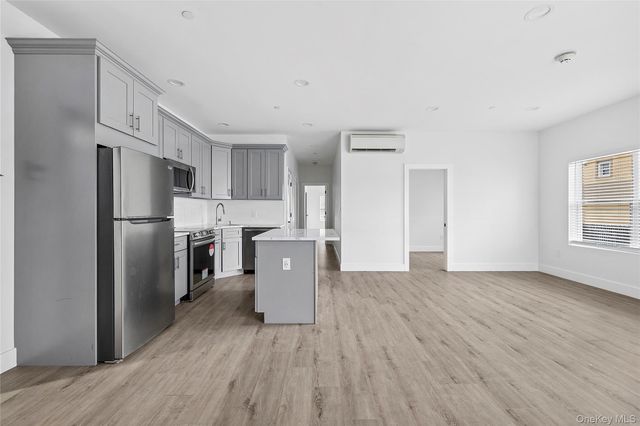 533 Greenwich Street, Hempstead, NY 11550