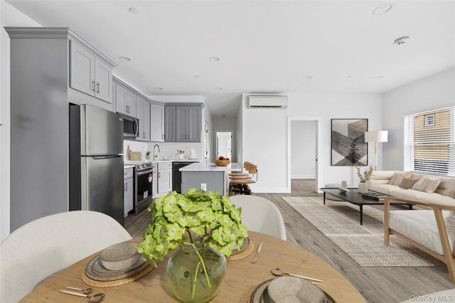 533 Greenwich Street, Hempstead, NY 11550