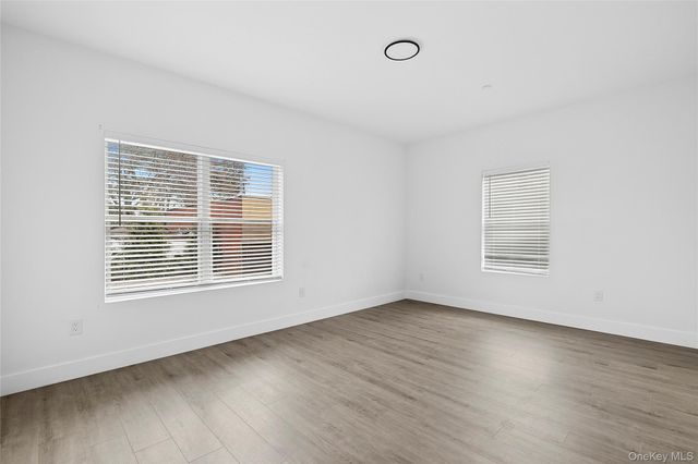 533 Greenwich Street, Hempstead, NY 11550