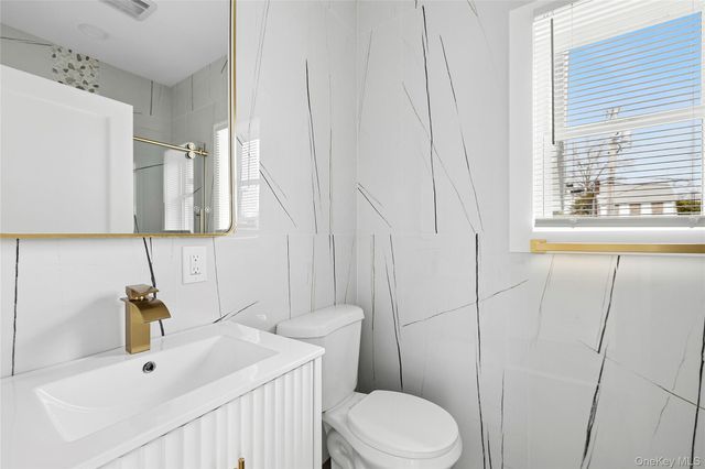 533 Greenwich Street, Hempstead, NY 11550