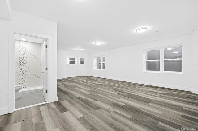 533 Greenwich Street, Hempstead, NY 11550