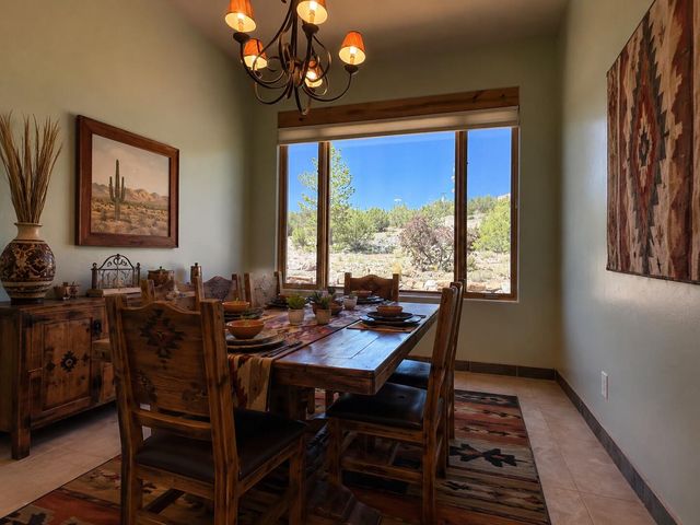 16 Mimbres Road SW, Placitas, NM 87043